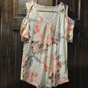 Cupshe Cold Shoulder Tee